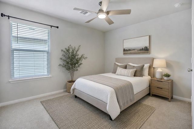 216 Strand LN, Bastrop, TX 78602