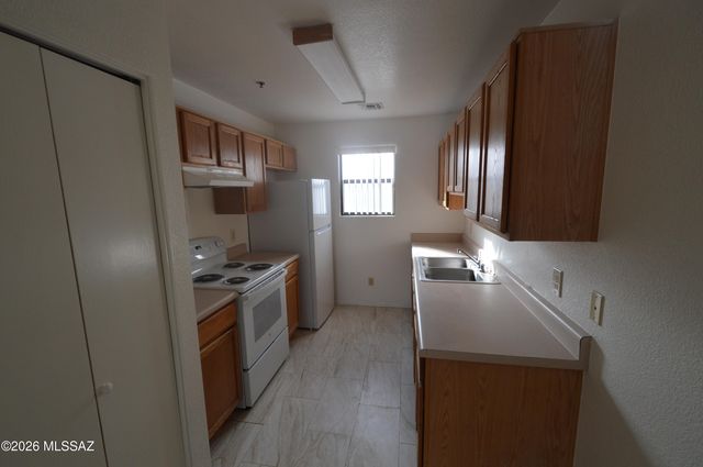 2427 N Los Altos Ave Unit 1, Tucson, AZ 85705