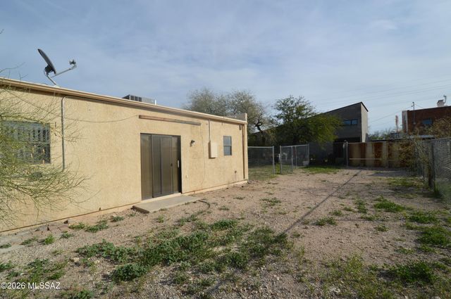 2427 N Los Altos Ave Unit 1, Tucson, AZ 85705