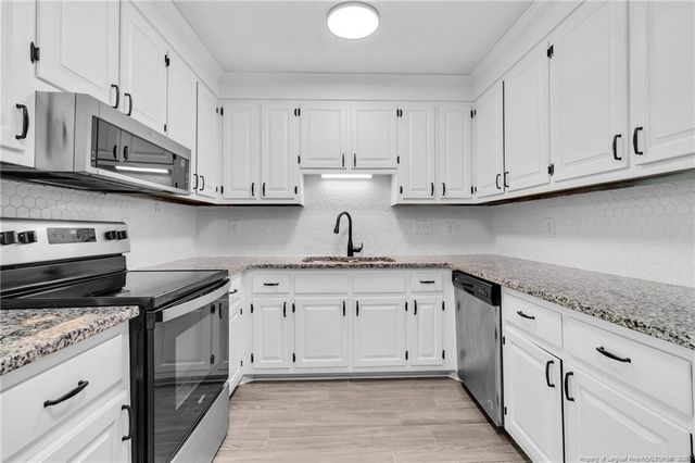 5999 Blue Teal Court, Fayetteville, NC 28304