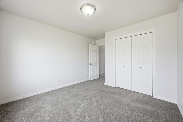 5486 Tyler Avenue S, Fargo, ND 58104