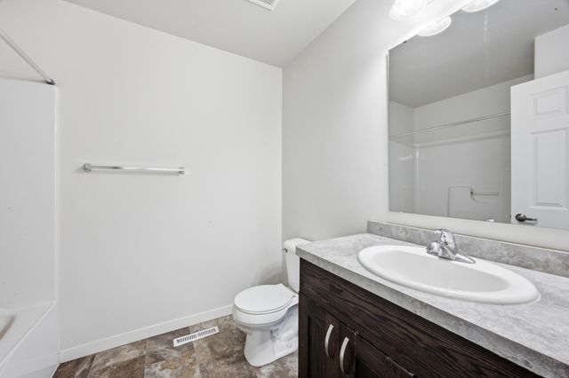 5486 Tyler Avenue S, Fargo, ND 58104