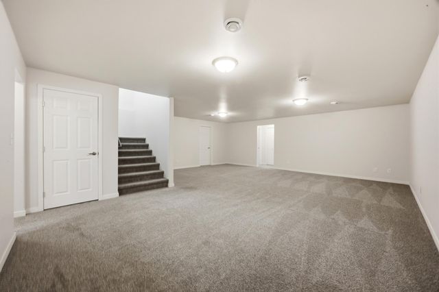 5486 Tyler Avenue S, Fargo, ND 58104