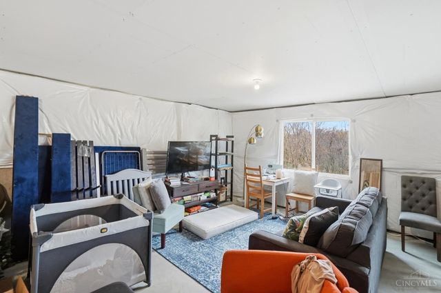 2794 Buckridge Drive, Miami Twp, OH 45233