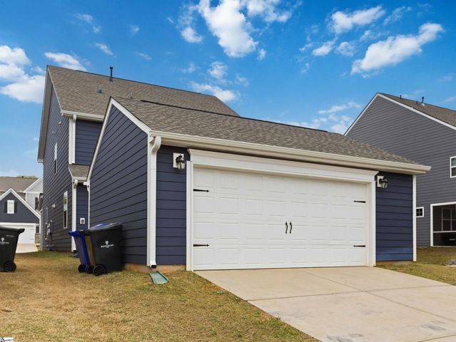 501 Corsac Court, Fountain Inn, SC 29644