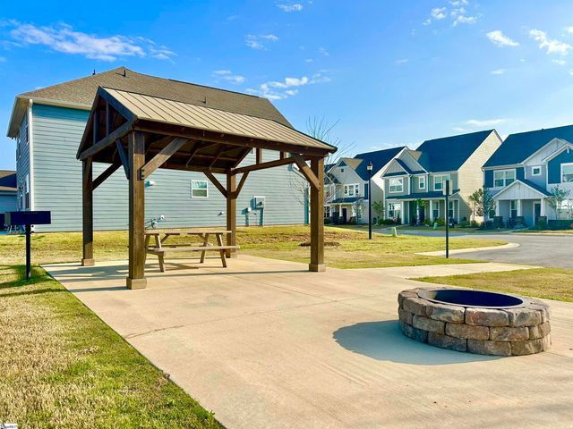 501 Corsac Court, Fountain Inn, SC 29644