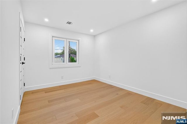 95 Atkins Terrace, East Rutherford, NJ 07073