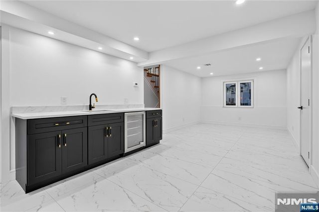95 Atkins Terrace, East Rutherford, NJ 07073