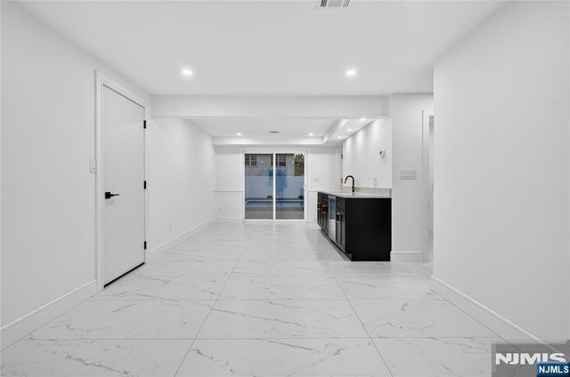 95 Atkins Terrace, East Rutherford, NJ 07073