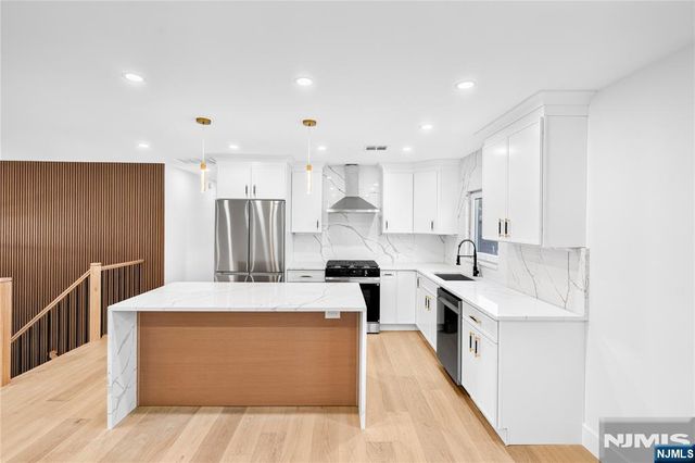 95 Atkins Terrace, East Rutherford, NJ 07073