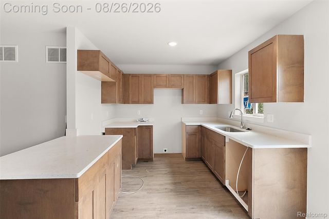 35300 Brittany Drive 120, New Baltimore, MI 48047