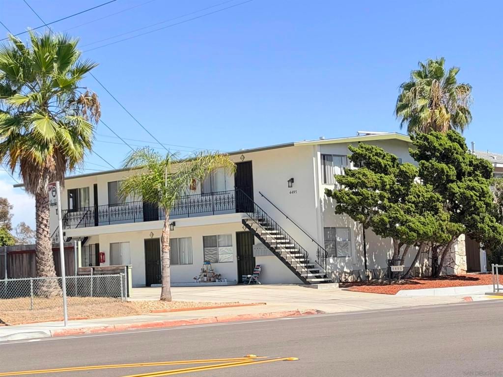 4495 Clairemont Drive, San Diego, CA 92117 — exterior