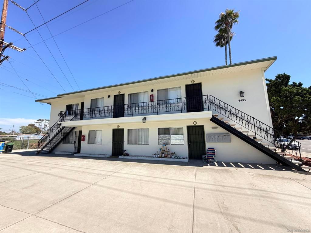 4495 Clairemont Drive, San Diego, CA 92117 — photo 3