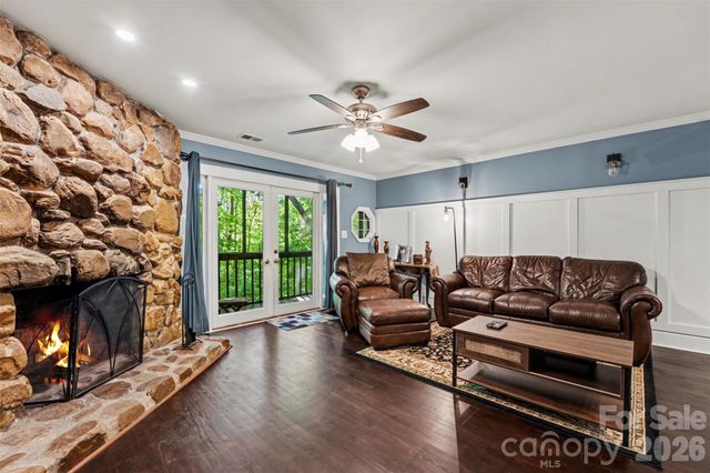 7443 Newmans Lane, Charlotte, NC 28270