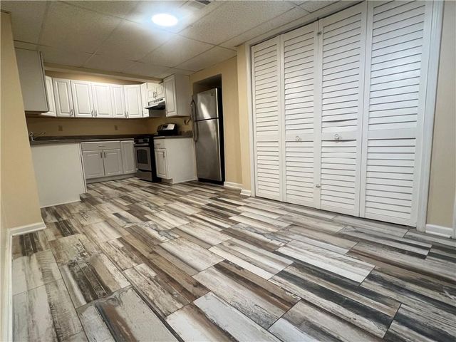 3125 Brownwood Drive, Snellville, GA 30078