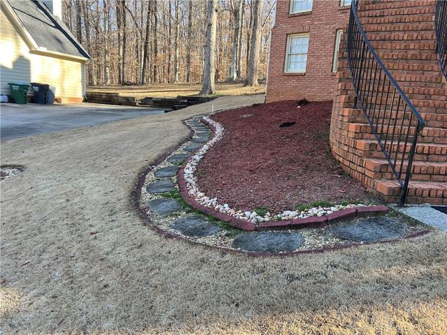 3125 Brownwood Drive, Snellville, GA 30078