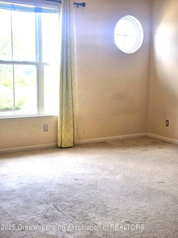 12967 Townsend Drive 211, Grand Ledge, MI 48837