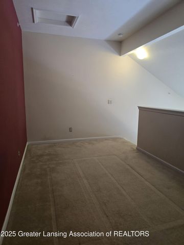 12967 Townsend Drive 211, Grand Ledge, MI 48837