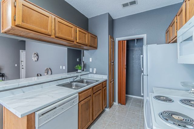 7340 Skillman Street 1207, Dallas, TX 75231