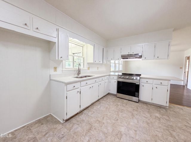 800 Lucas Street, Erwin, NC 28339