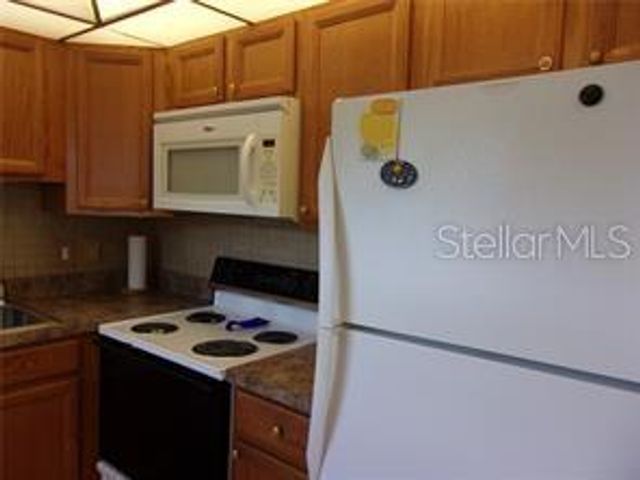 1811 BEDFORD LANE 164, Sun City Center, FL 33573