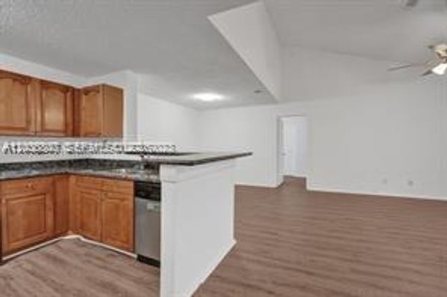 11241 W Atlantic Blvd 302, Coral Springs, FL 33071