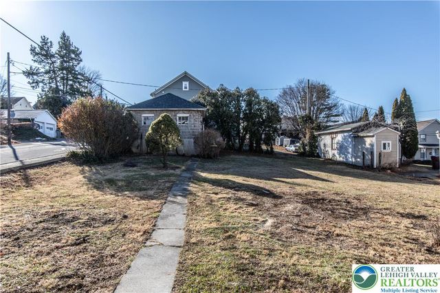 2322 North Lehigh Avenue, Whitehall Twp, PA 18052