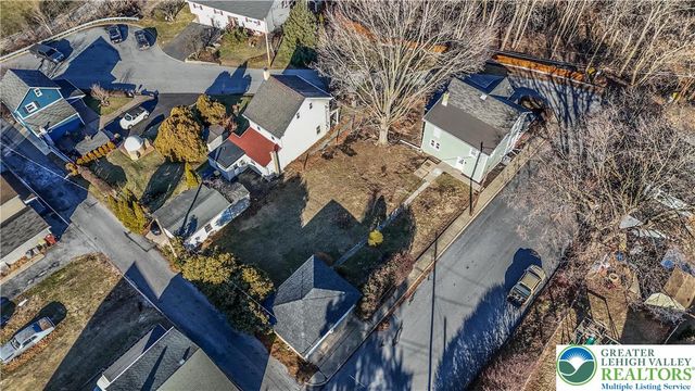 2322 North Lehigh Avenue, Whitehall Twp, PA 18052