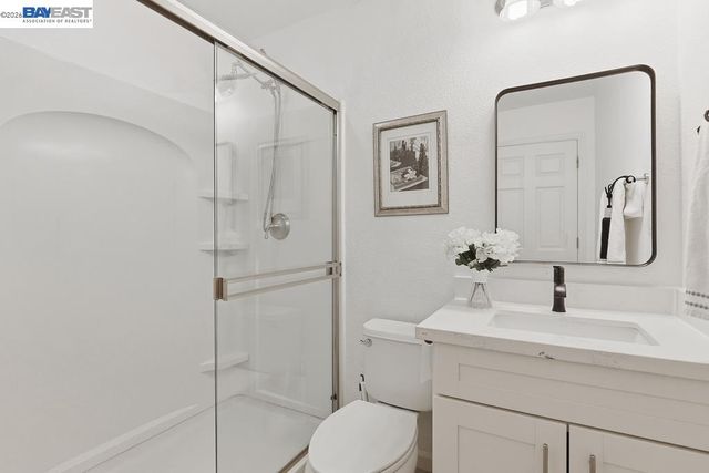 3937 Forest Cir, Castro Valley, CA 94546