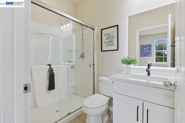 3937 Forest Cir, Castro Valley, CA 94546