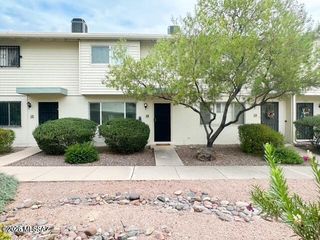 8160 E Broadway Blvd # J-4, Tucson, AZ 85710