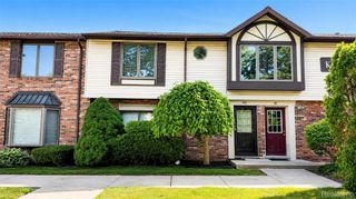 2232 London Bridge Drive 42, Rochester Hills, MI 48307