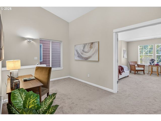 212 Nw GLENCORY St, Hillsboro, OR 97124