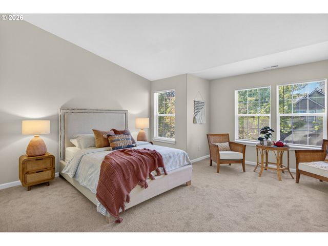 212 Nw GLENCORY St, Hillsboro, OR 97124
