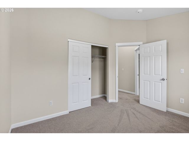 212 Nw GLENCORY St, Hillsboro, OR 97124