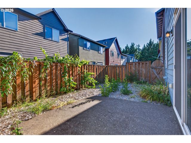212 Nw GLENCORY St, Hillsboro, OR 97124
