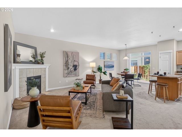 212 Nw GLENCORY St, Hillsboro, OR 97124