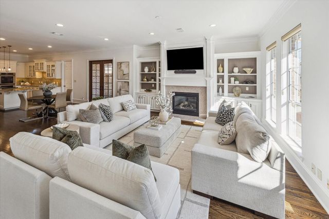 4103 Turnberry Circle, Houston, TX 77025