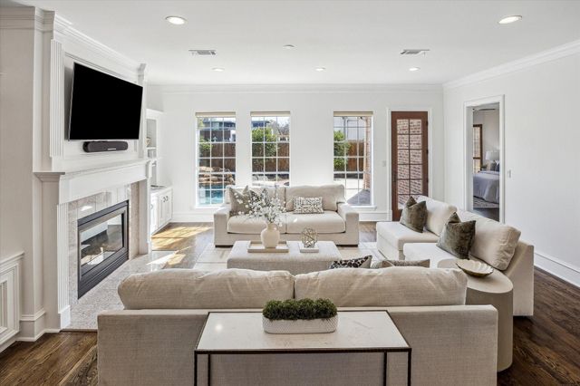 4103 Turnberry Circle, Houston, TX 77025