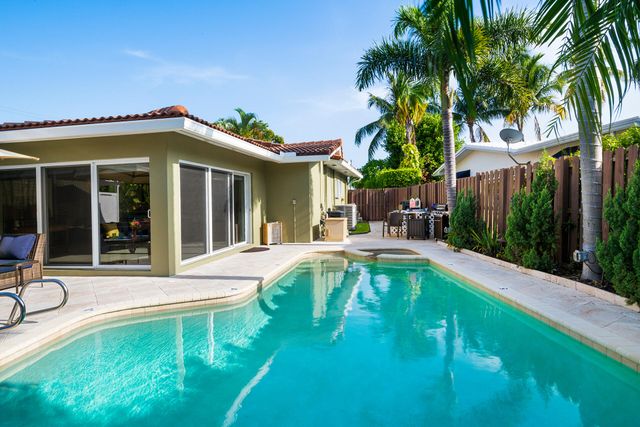 1755 E Terra Mar Drive, Lauderdale-By-The-Sea, Lauderdale By The Sea, FL 33062