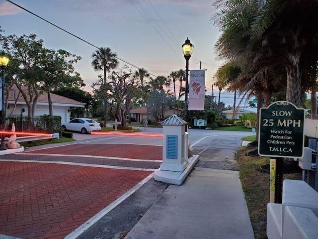 1755 E Terra Mar Drive, Lauderdale-By-The-Sea, Lauderdale By The Sea, FL 33062