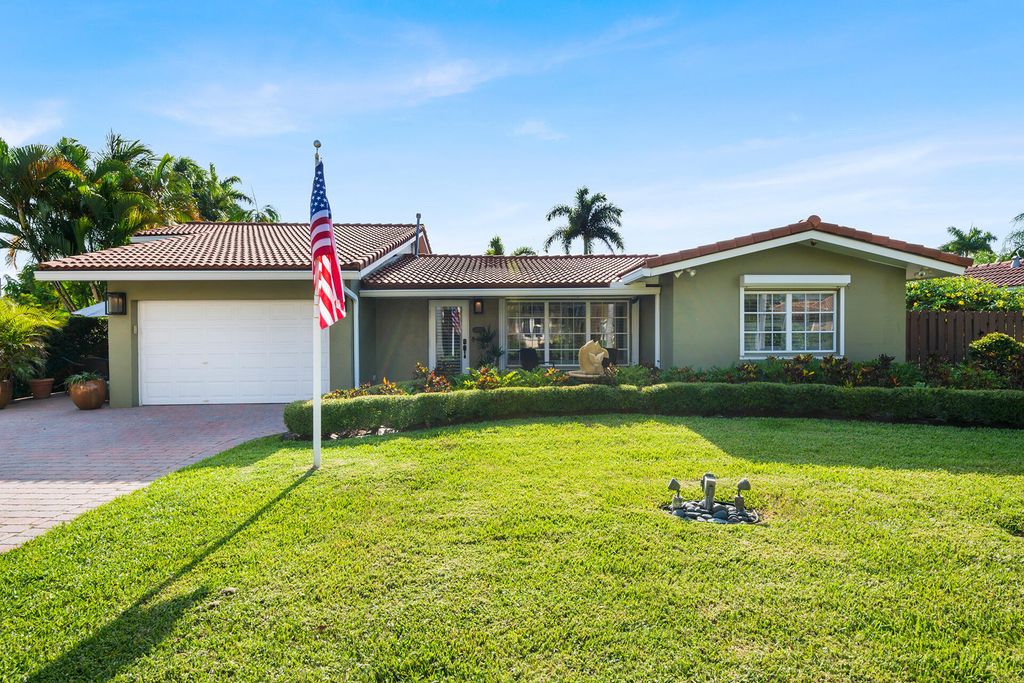 1755 E Terra Mar Drive, Lauderdale-By-The-Sea, Lauderdale By The Sea, FL 33062