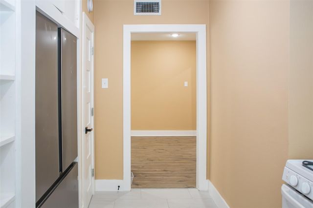 2301 Albans Road, Houston, TX 77005