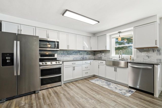 1424 NORTH SECOND DRIVE, Stevens Point, WI 54482