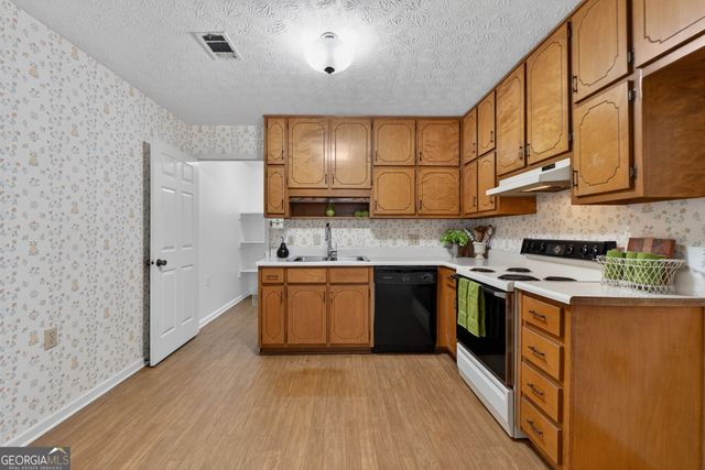 6847 Oak View Court, Riverdale, GA 30274