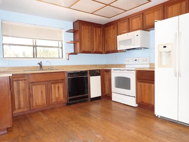 1955 Redwood Road, Hercules, CA 94547