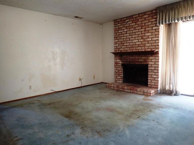 1955 Redwood Road, Hercules, CA 94547