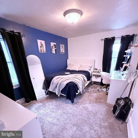 210 BROADWAY, Westville, NJ 08093