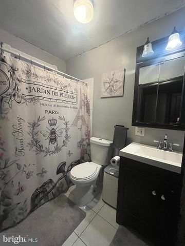 210 BROADWAY, Westville, NJ 08093