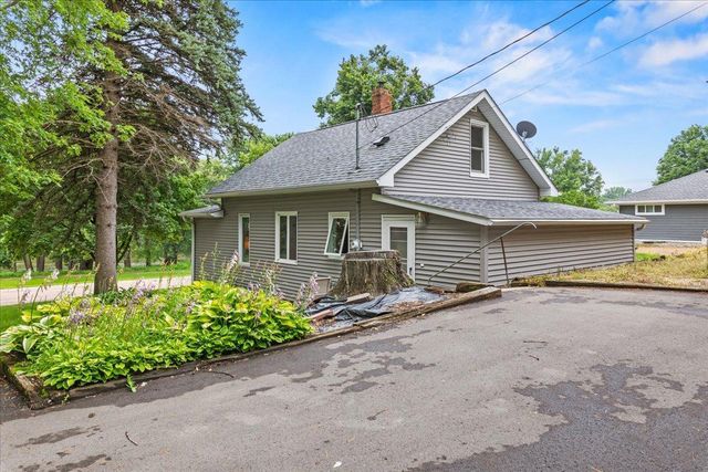 417 Lewis Avenue N, Watertown, MN 55388